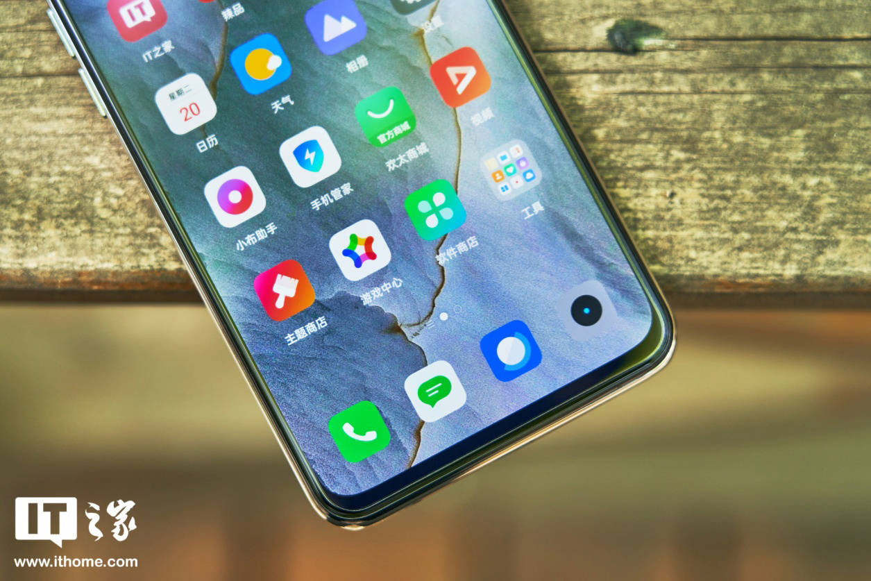 物理|realme 真我 Q3 Pro 评测：物理“安卓之光”，敢称“千元机皇”