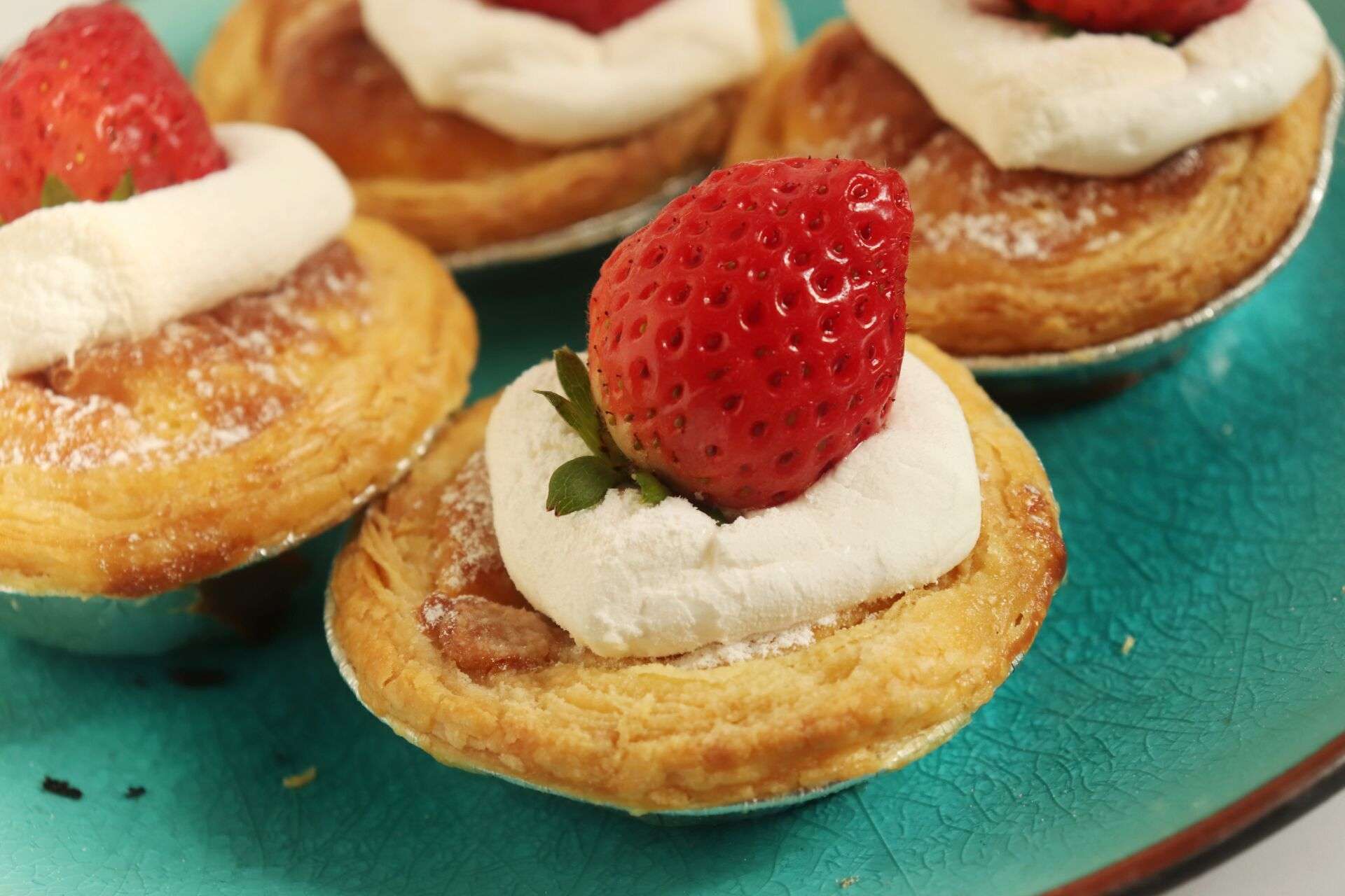 教你做1道咬一口就流心的棉花糖巧克力蛋挞