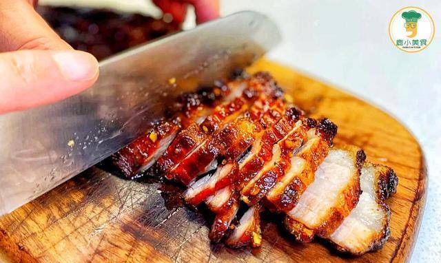 制作叉烧腌料才是关键分享家庭腌制方法咸甜酥嫩肥而不腻