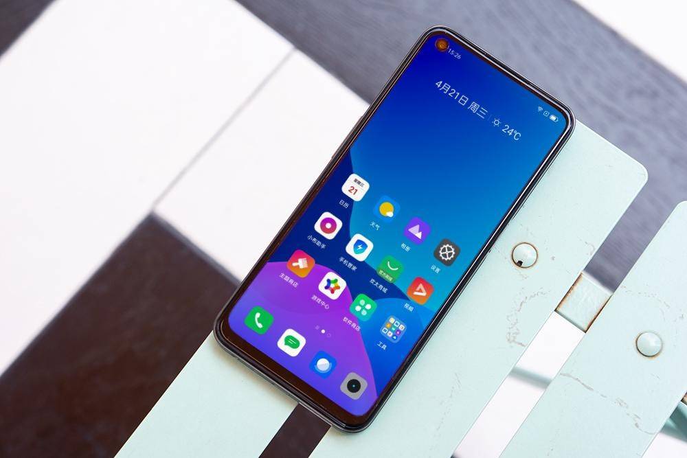 千元档新的焊门员realme真我q3上手体验测评