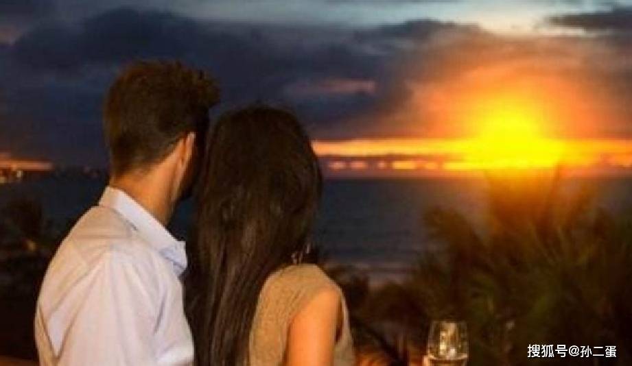 梦境的裂痕，解析梦见男朋友说和我分手，要和别的女人结婚的深层含义