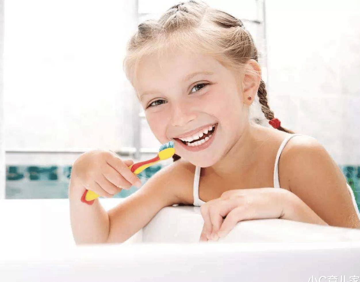 怎么培养宝宝的刷牙兴趣?