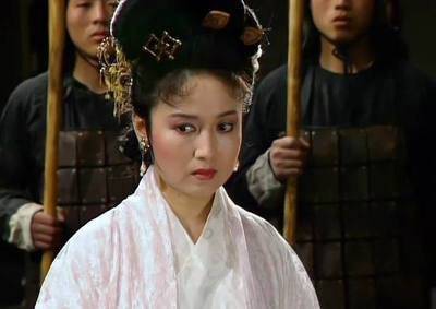 被刘备任命为偏将军,而前桂阳太守则想让赵云娶之为妻,当时史书将樊氏