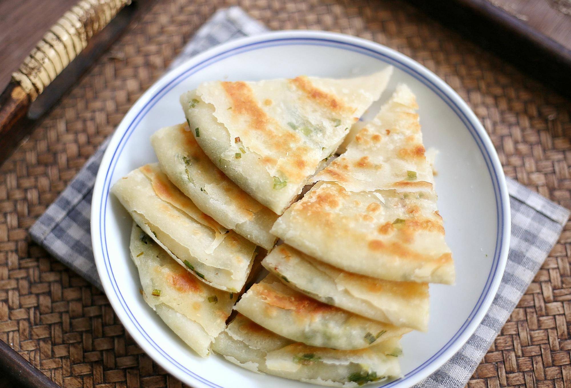 早餐饼还是喜欢这个味儿,葱香十足,外脆里软,吃完回味无穷