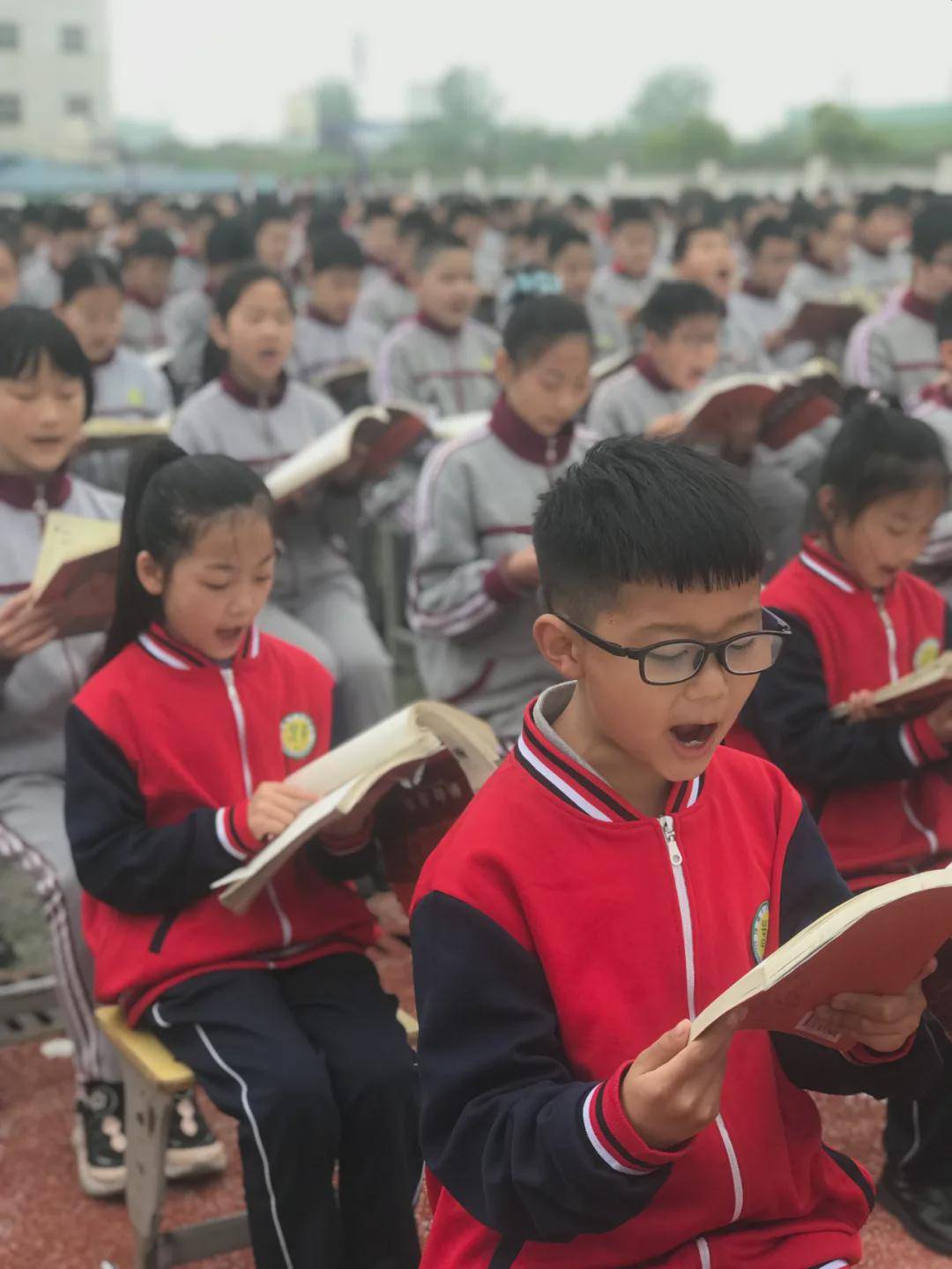 信阳市春华学校开展第二十六届世界读书日系列主题活动