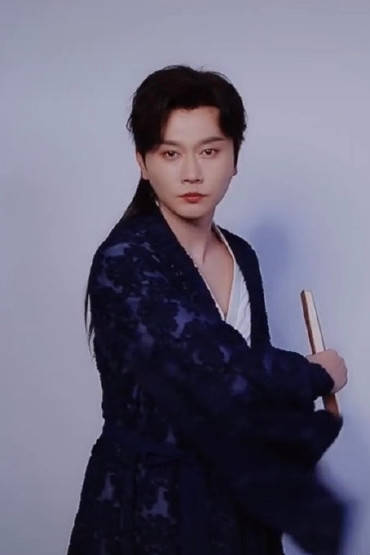 原创太失望了粉丝为孟鹤堂过生日等了一晚上孟鹤堂却没有出现