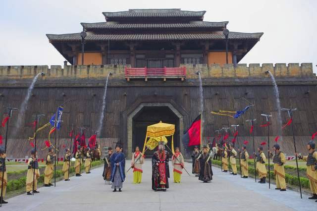 横店在哪 75f70f4635a54713bc8645c42d07283e.jpeg