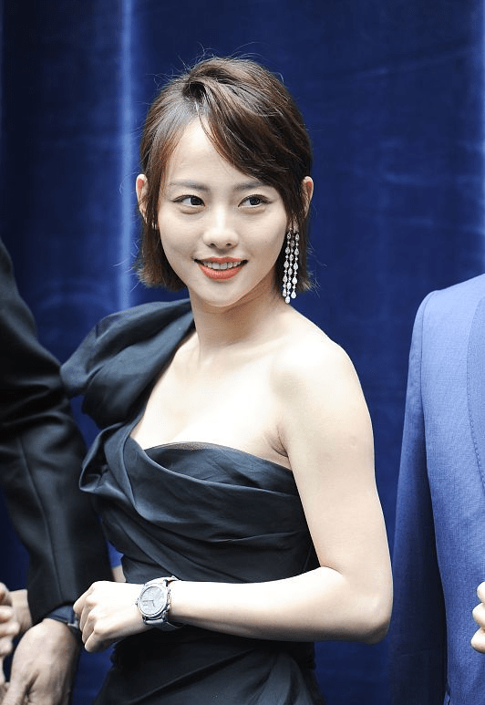 怎么才能变得时尚一点 a0c341d73f1e4ffea6939d90b1e0ee5a.png