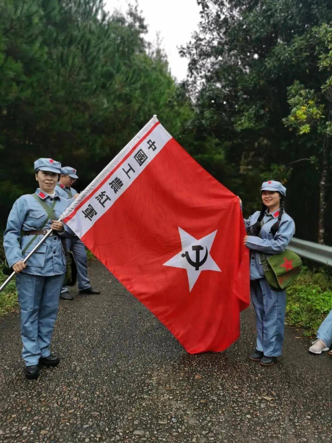 烽火云和丨重走军古道和平思不易红色畲寨严山村