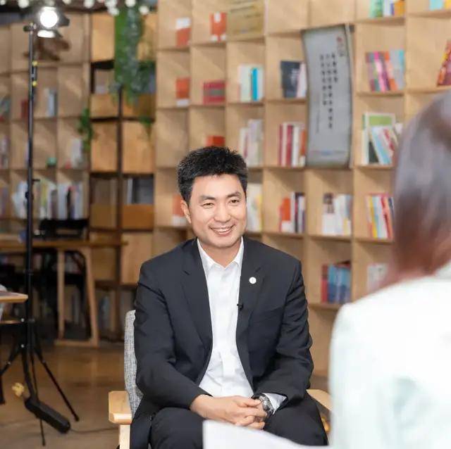 爱好读书的林松华,从不掩饰自己对《道德经》的喜爱