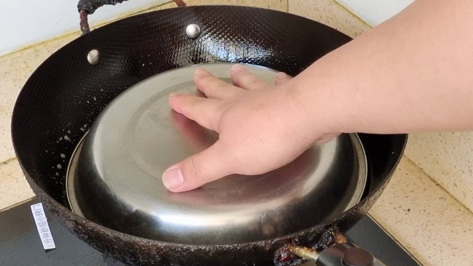 最近很火的办公室桌面绿植 3fd50b2b3eb7433cb8d778c221829b8d.jpeg