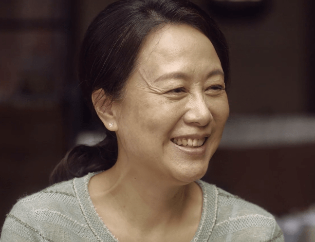 在最新的剧情中我们看到的是南建龙和蔡菊英的感情,出现了很多的问题