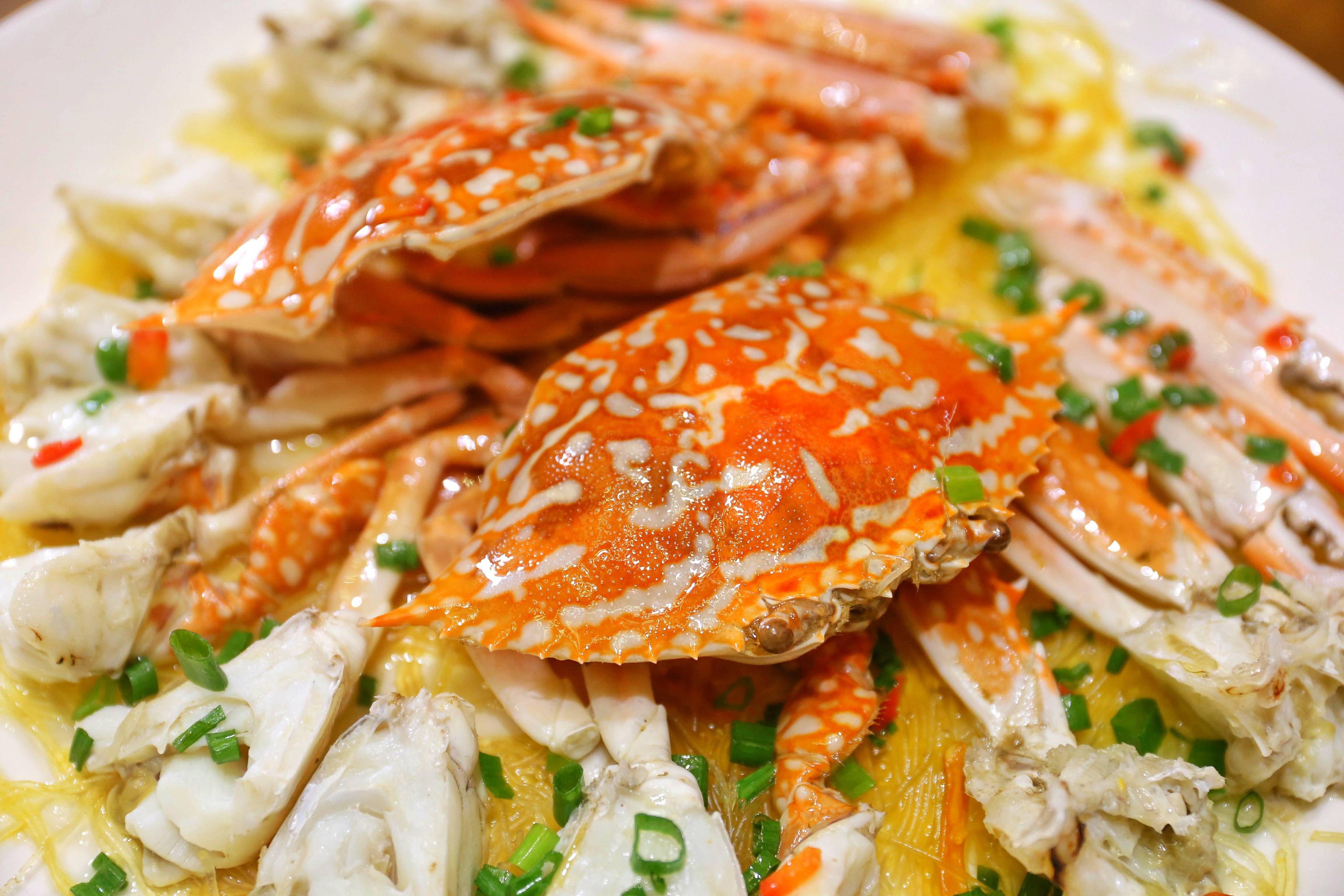 五一假期在厦门,坐上免费地铁,去这家新开的海鲜餐厅吃个过瘾