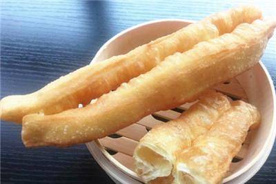自制油条酥做法 529b2da97361433792e4a63a1b69107d.jpeg
