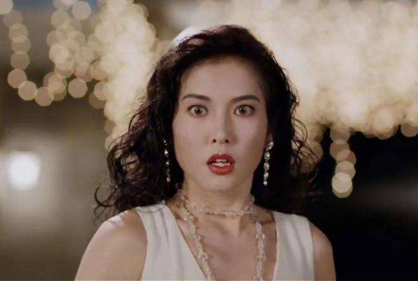 曾与吴镇宇同居8年,与何家劲相恋3年,如今51岁成豪门太太_李婉华