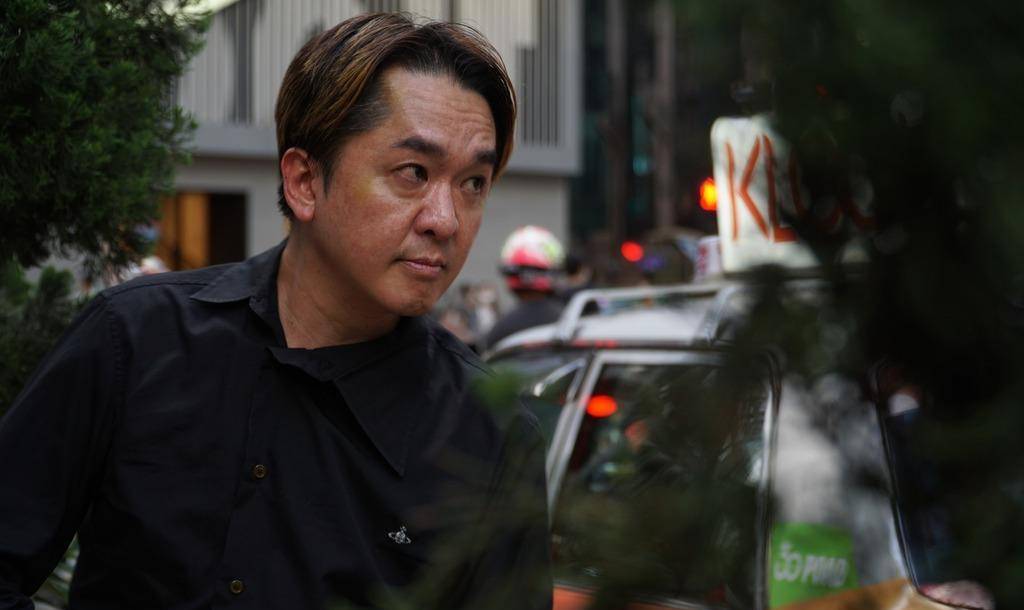 邓兆尊自曝同时与3女友交往太烦恼,好友苑琼丹祝福他:早日单身