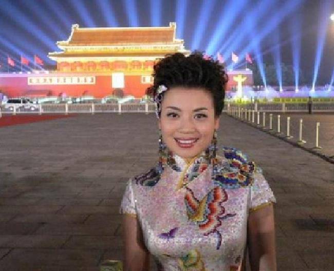 著名歌唱家张也,上过25次春晚,年过半百仍单身,无人敢娶吗?_音乐