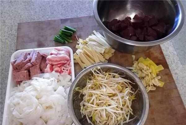 什么菜用五香粉 24371b0356bf4e8189ca06ccc6a4ec56.jpeg