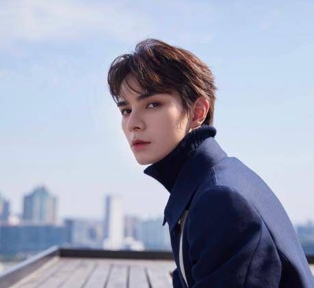 郭敬明亘古不变的ai建模脸审美原来是因为最像自己