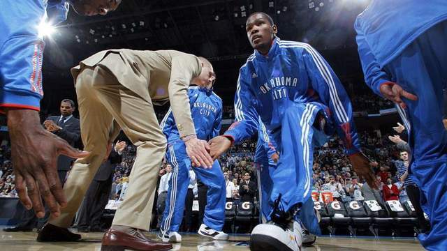 原创letsgotiger仪式感满满的广东队出场方式一般是怎样开始的