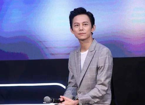 何炅最新真实情况 0ec4f7b950d647e8b93df7cf8b884c1c.jpeg