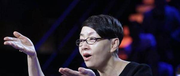 她是春晚上的小品皇后与两任丈夫闪婚后被抛弃三婚才找到幸福