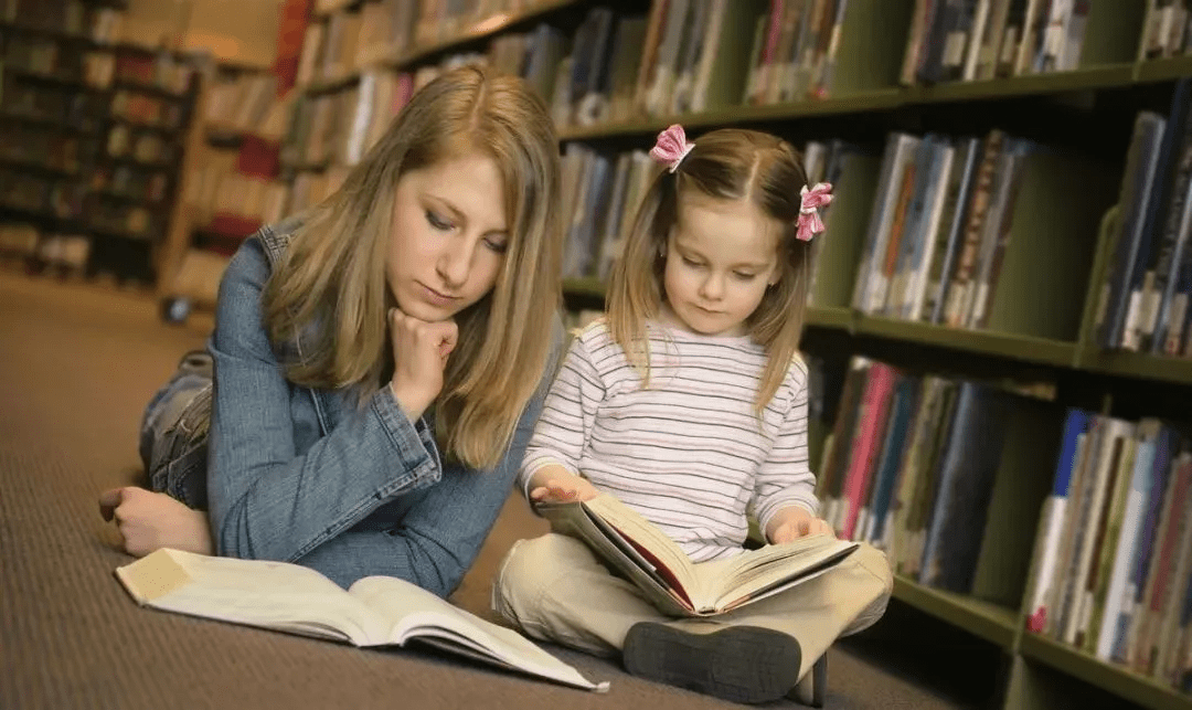 父母扮演好5个角色，成就孩子终身阅读之旅_手机搜狐网