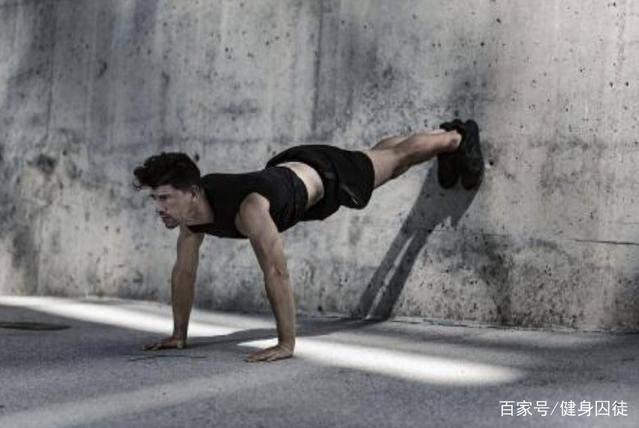 做俯卧撑的时候怎么呼吸比较好 c1b817839ed34a68984a2f549af49149.jpeg