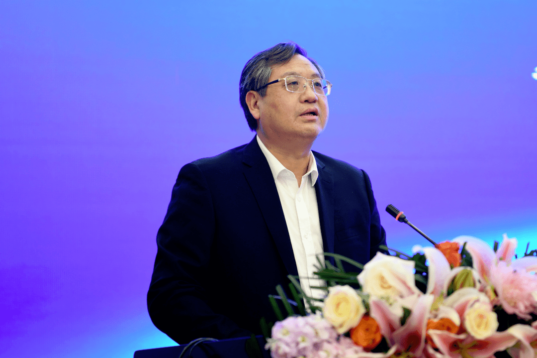 中共贵州省委统战部副部长,省工商联党组书记李岳德贵州省委组织部