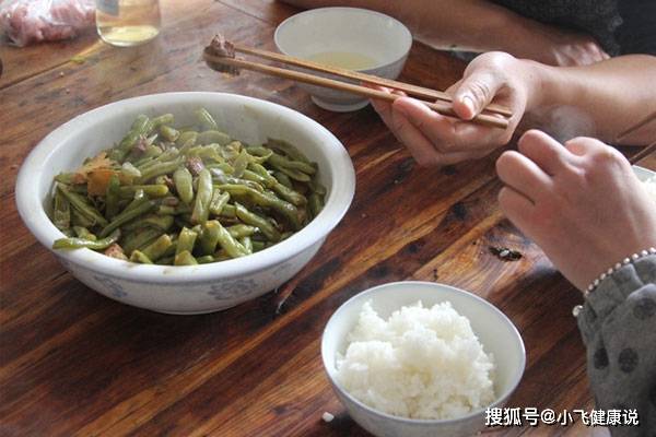 什么是高脂肪高糖类食物 828ac7b377d546109b70996740d7b56a.jpeg