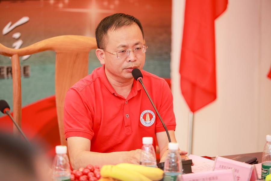 常务副会长杨锋雷,彭元福,李振宏,杨荣生;副会长丁林峰,葛爱平,孙栋林