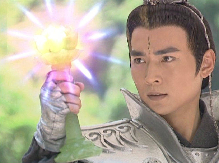 05年收视破纪录拿第一宝莲灯男女主单身不红男二女三离婚