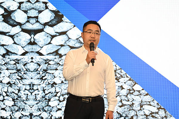 《水泥企业布局骨料:现状与未来》上海东蒙路桥机械有限公司高级应用
