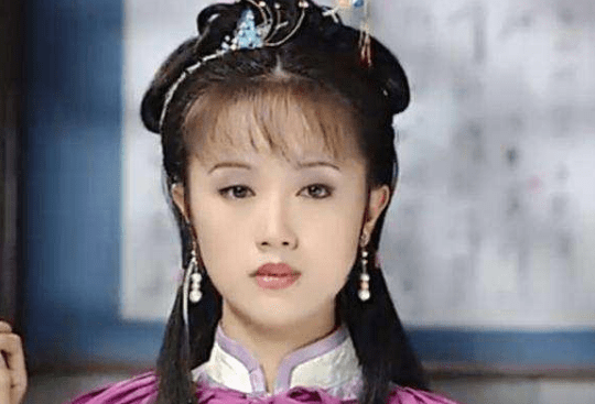 她和影帝曾是同学 与丈夫结婚25年 如今已经被观众遗忘 朱媛媛