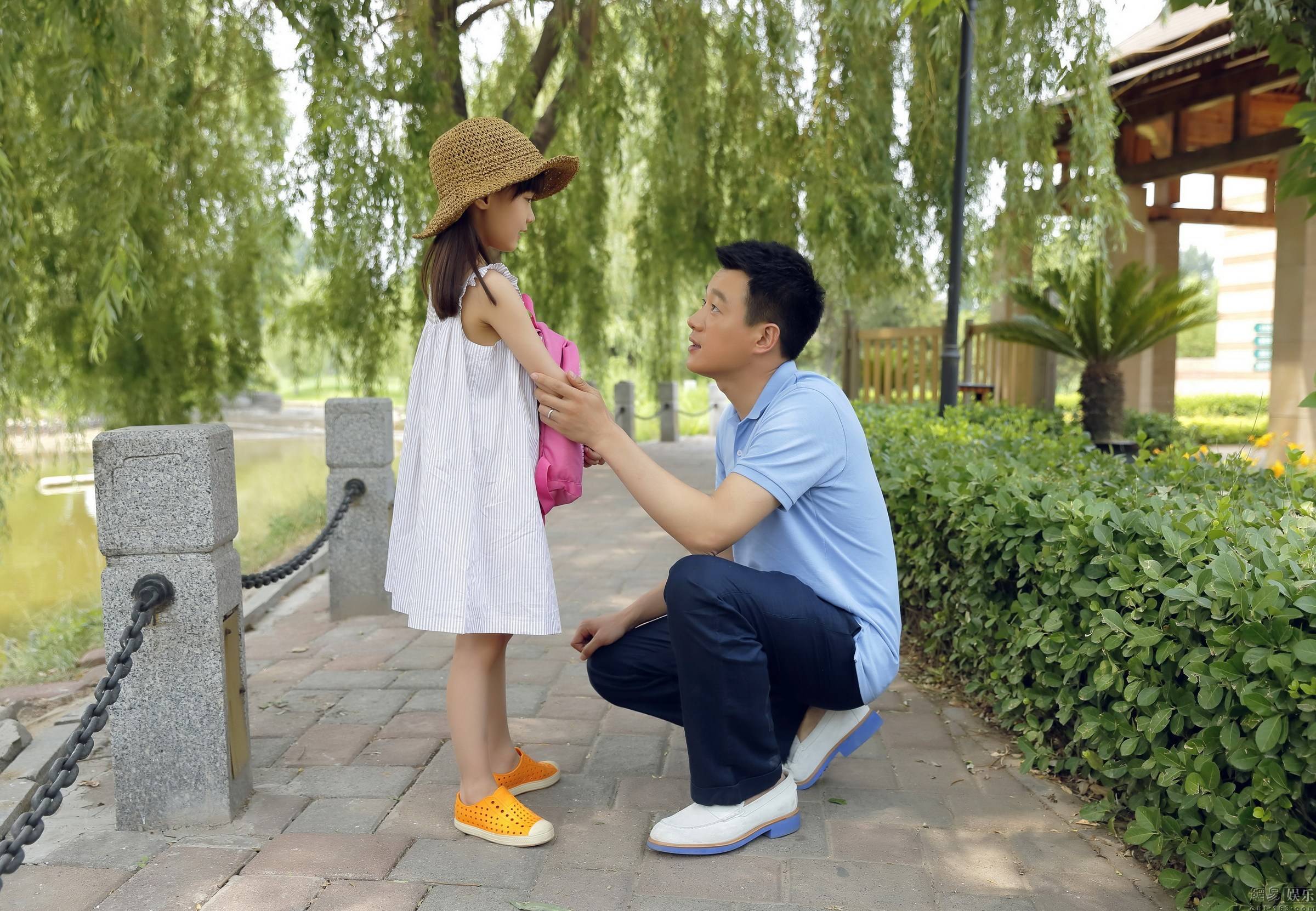 還要多體諒媽媽,夫妻恩愛才是給孩子最好的禮物