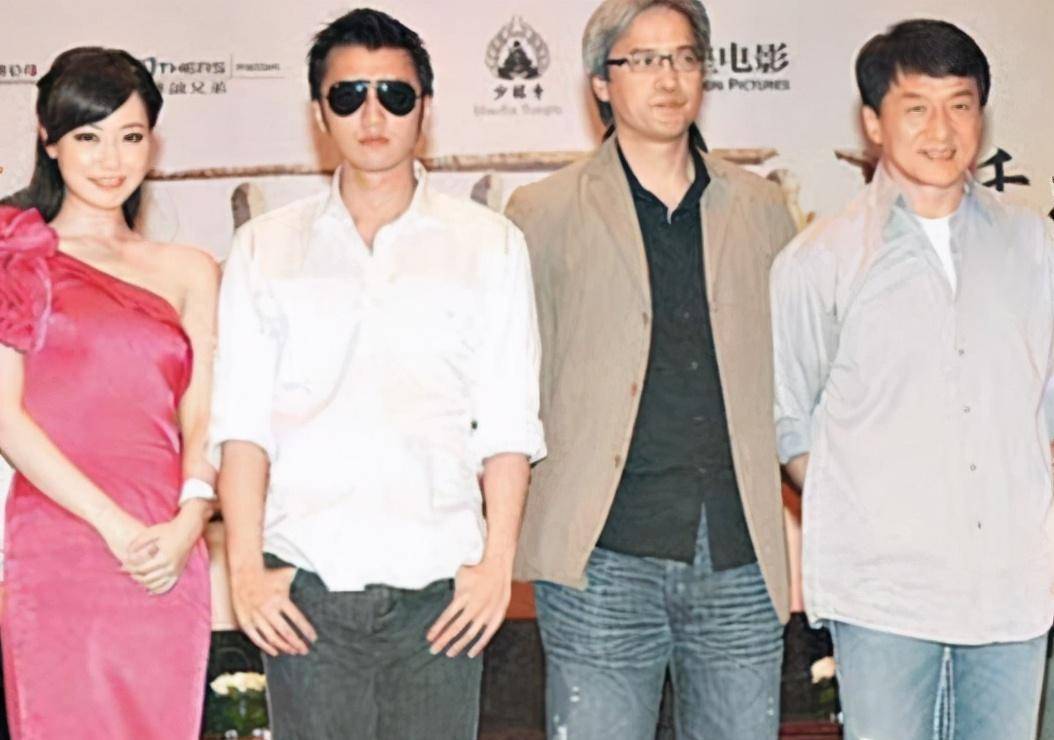 礼服走秀高定视频 7f229288027e488aa00d995d02abc355.jpeg