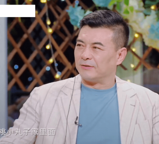 秦海璐爆老公猛料!称他洗澡后向自己撩腹肌,还总喊宝宝
