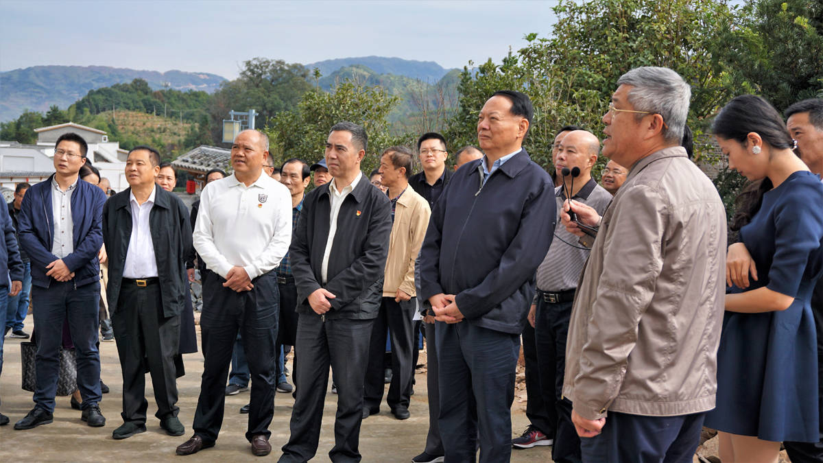 振兴研究会专家石伟,宁德市人大常委会主任金敏,福安市委书记叶其发