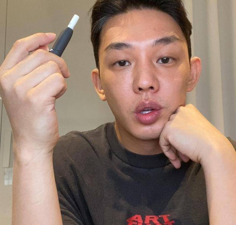 刘亚仁再三自爆友情忠武路送他两顶王冠有才的演员到哪都任性