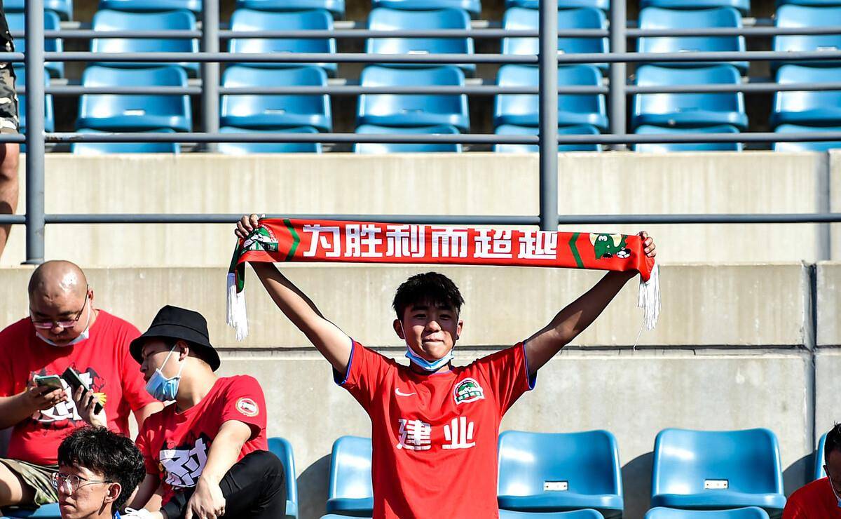 过河卒子打一生肖 0cdc652d91bd4b56937b75295503842a.jpeg