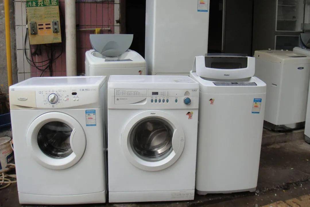 581ff7daf13d48fcbb3b4ef523f984d7.jpeg