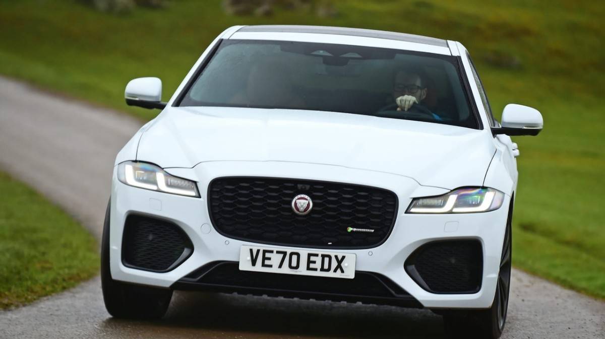 英国皇室专用汽车品牌捷豹xf中期改款引围观