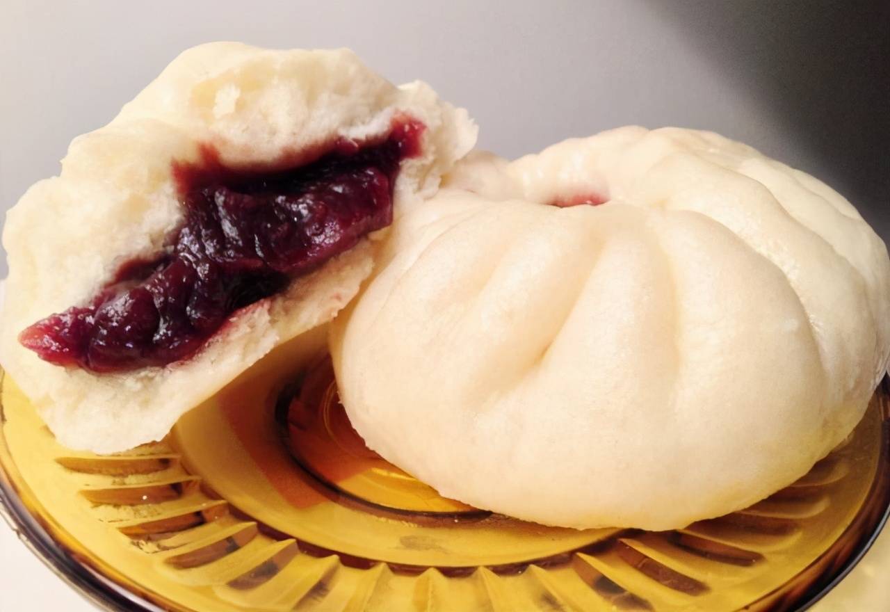 过期红糖味的包子?学生时代在食堂里吃过最难忘的食物!