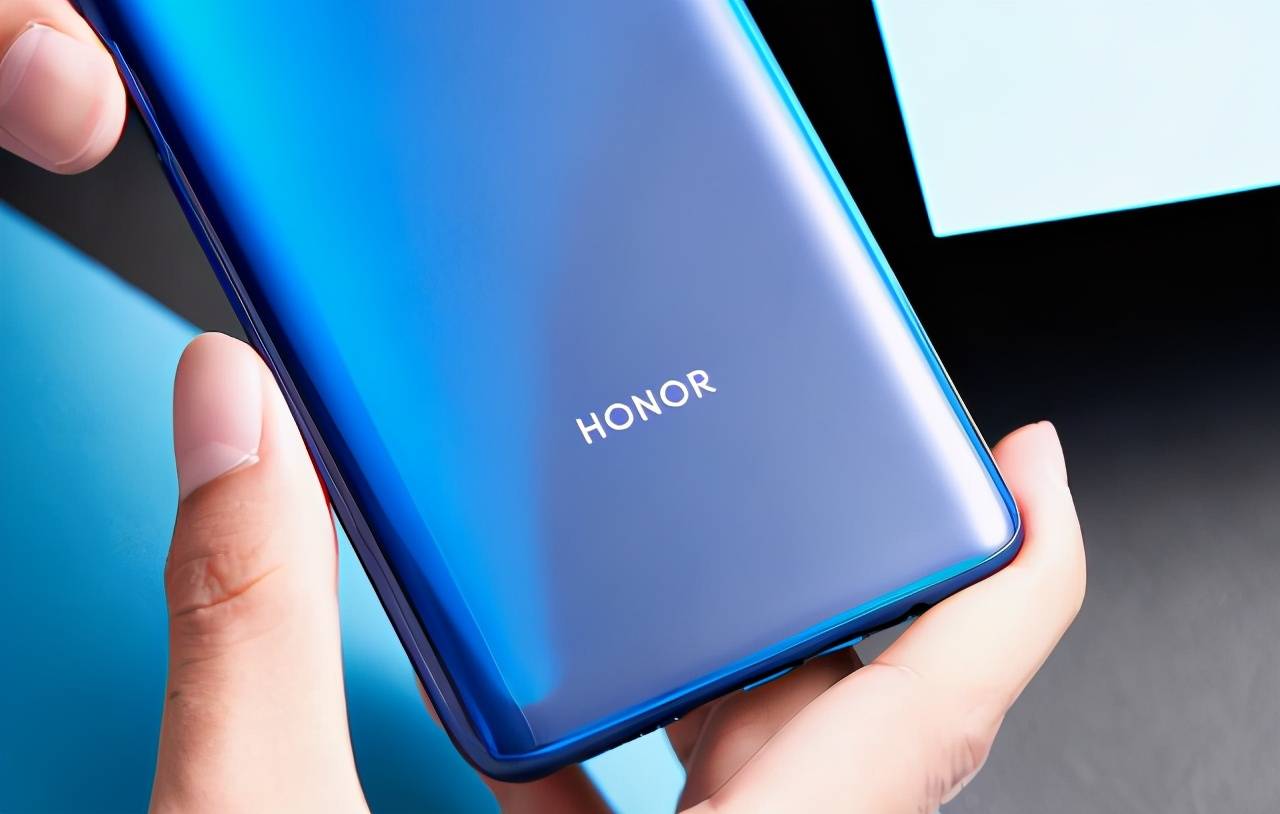 新一代荣耀手机外观曝光