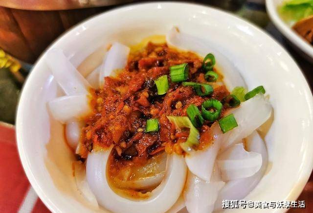 凉粉用什么淀粉做最好 5665a120925f4a538fb544d12657af39.jpeg