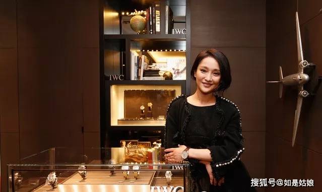 �ֱ����Ա�,�б�Ů�������ʡ�