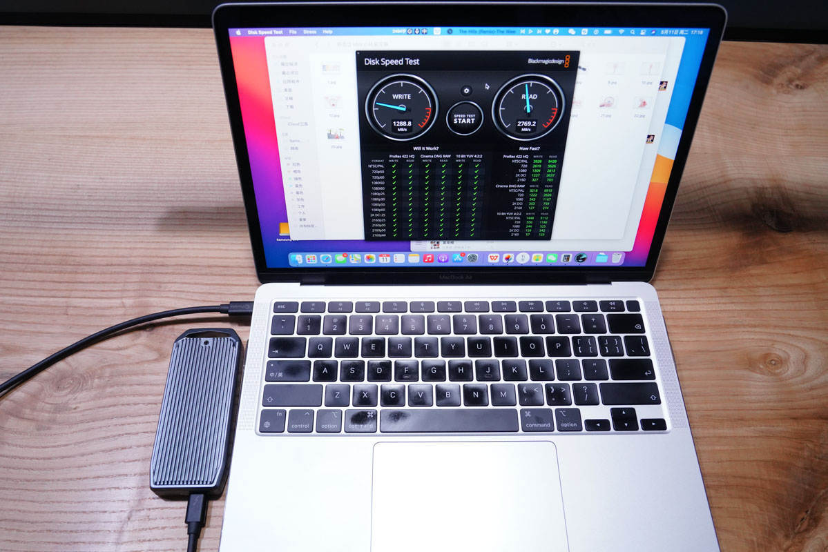 Macbook|超高速的 Pasidal 新品雷电 4 充电数据线评测