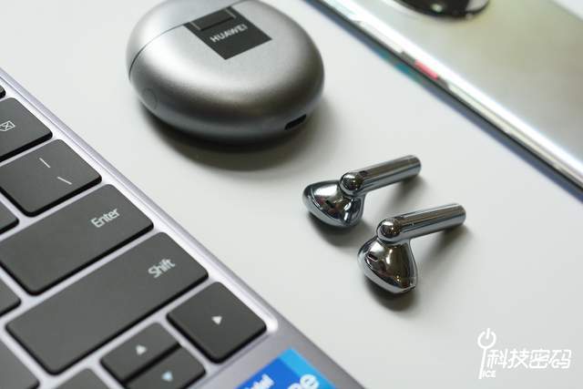 freebuds4和freebuds3音质哪个好 d084e28efbc24dad8977d4f117564f9e.jpeg