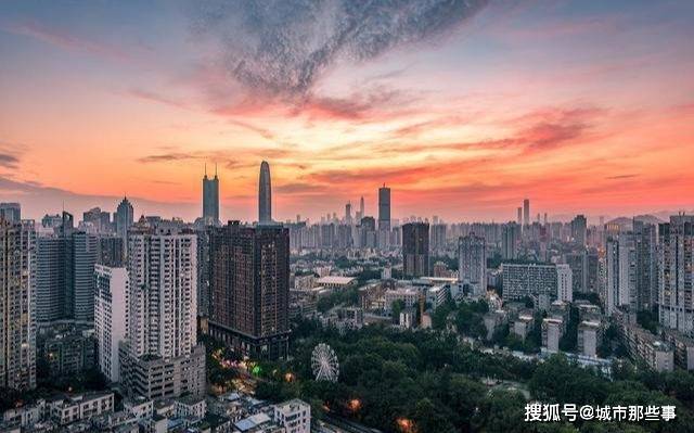 深圳人口变化_深圳常住人口年增长41万 深圳的吸引力打折扣了吗(2)