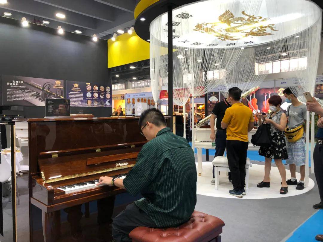 2021年第18届广州国际乐器展圆满落幕丨齐伯尔斯坦钢琴收获满满